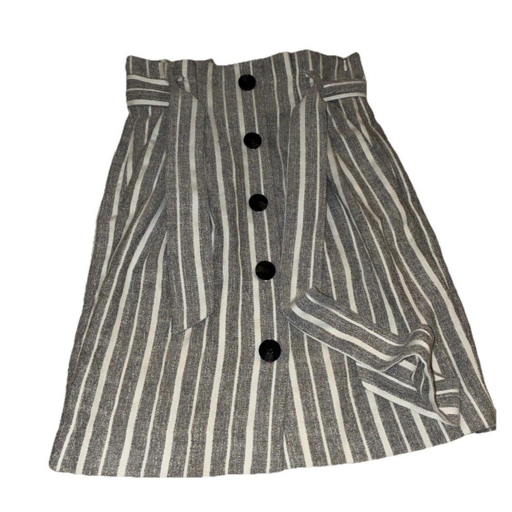 H&M Size 2 Button High Waisted Gray & White Striped Tie Belt Pockets Mini Skirt